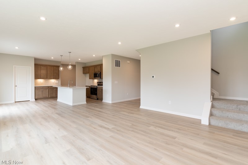 Spring Hill Villas - Residential