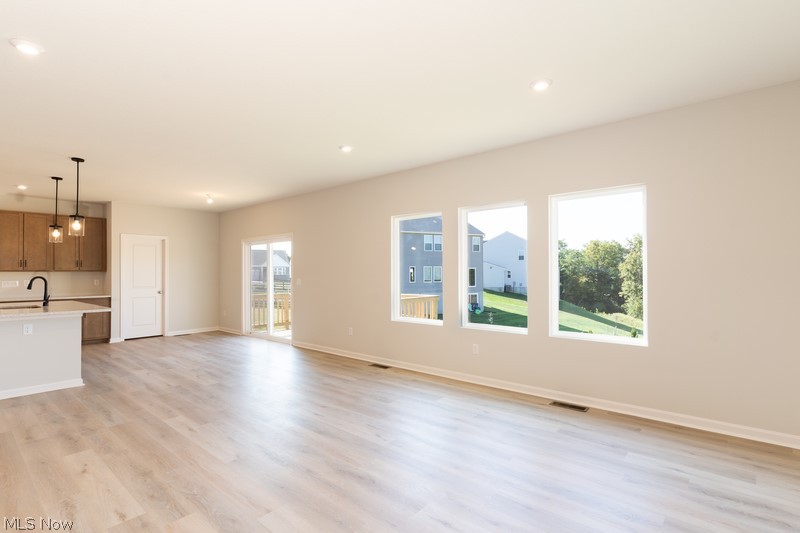 Spring Hill Villas - Residential