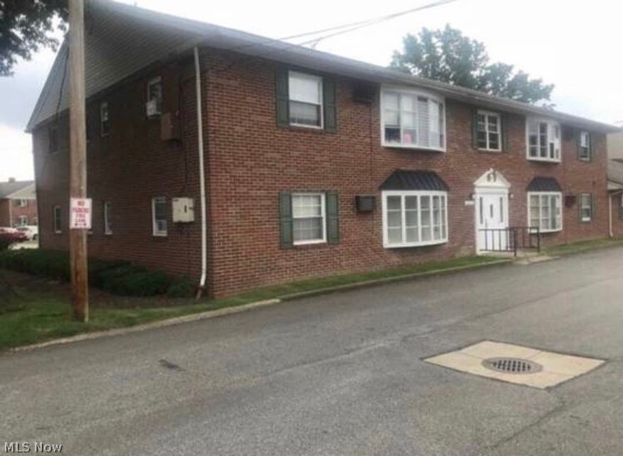 Welcome to this beautifully maintained 1 Bedroom Condo located in the Bayridge Condo Development. This move in ready unit is calling to be your new home! Why rent when you can buy an affordable place of your own? There is a large window centrally located in the living room which brings in a ton of natural light. Newer laminate flooring through out the home with newer carpet within the bedroom as well. Bathroom Boasts a new vanity and an extra closet for storage. This unit is centrally located with easy highway and shopping access, making it very functional. Minutes away from shopping centers such as Wal Mart, and Lowes along with a variety of eating options as well. Schedule to take a live look in person today!