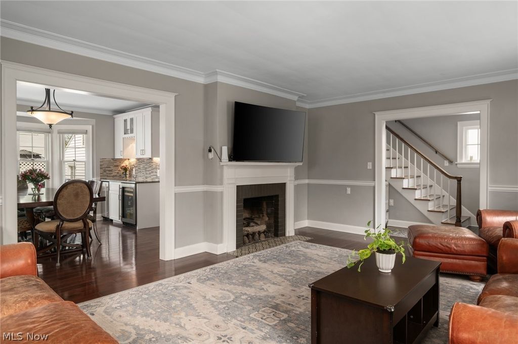 Photo of 1446 Elbur Avenue, Lakewood, OH 44107 (MLS # 5197910)