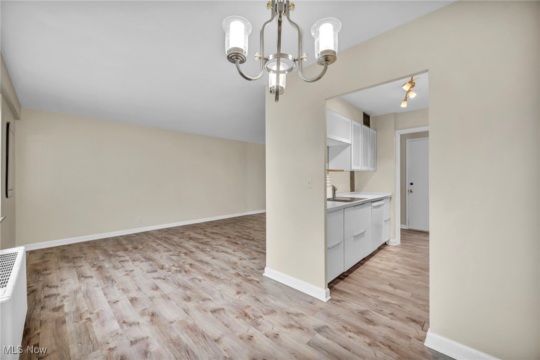 Lake House Condo - Residential Lease