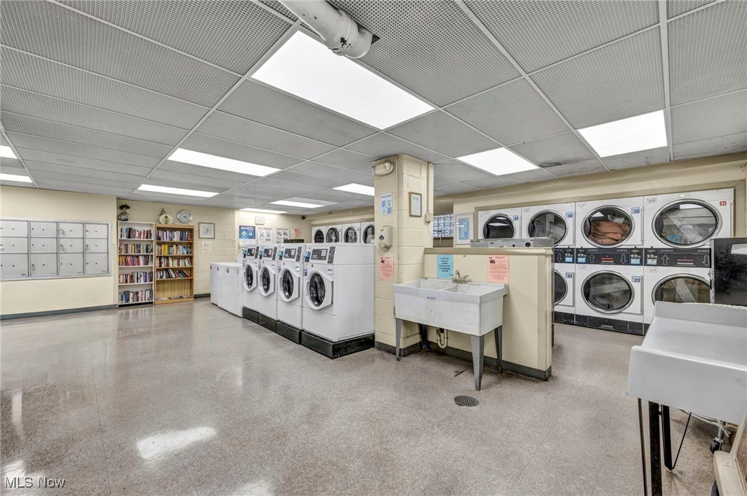 Lake House Condo - Residential Lease