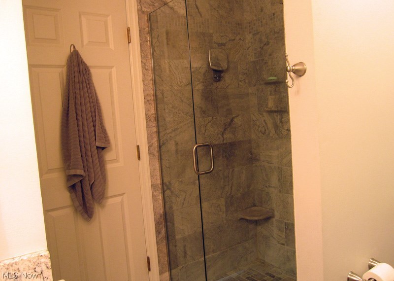 Lakeside Courts - Residential