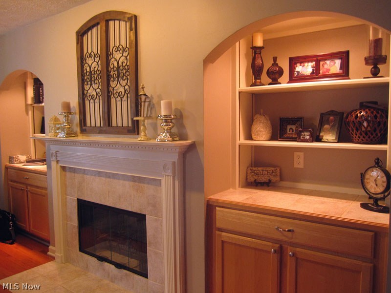 Lakeside Courts - Residential