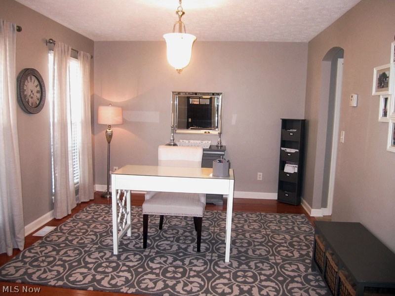 Lakeside Courts - Residential