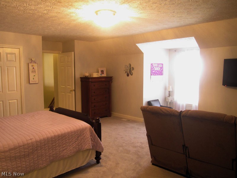 Lakeside Courts - Residential