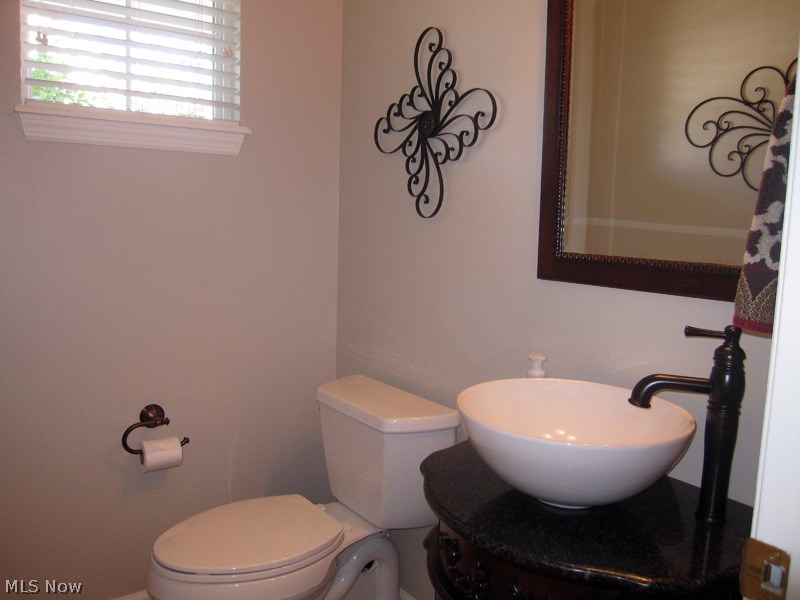 Lakeside Courts - Residential