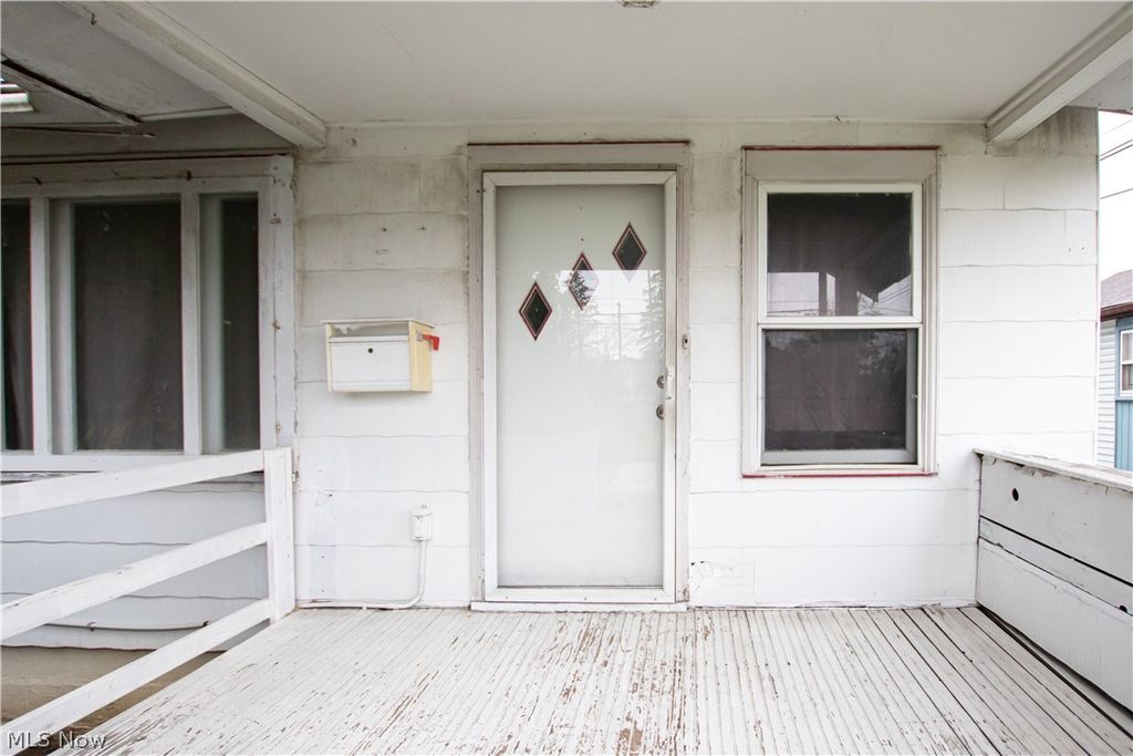 Photo of 26 E Grace Street, Bedford, OH 44146 (MLS # 5200801)