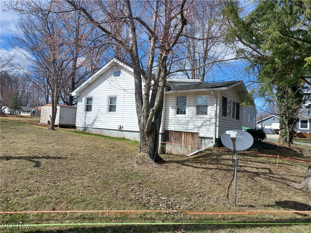 1842 Grandview Road, Lake Milton, Ohio image 2