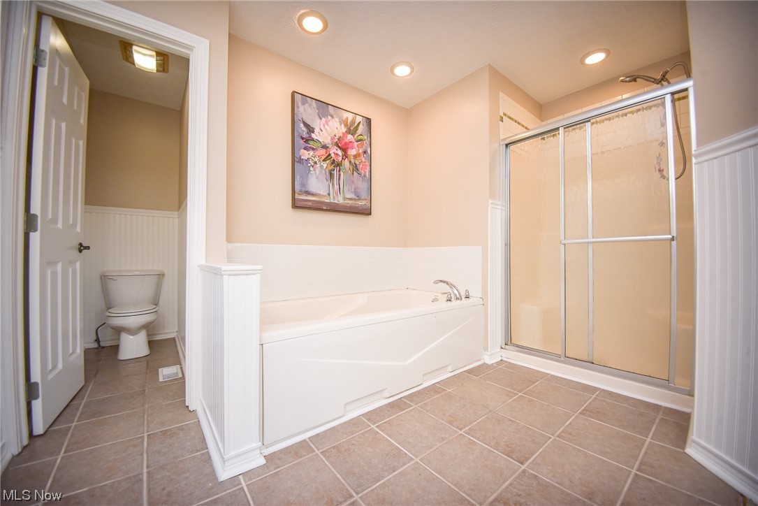 Larken Lakes - Residential