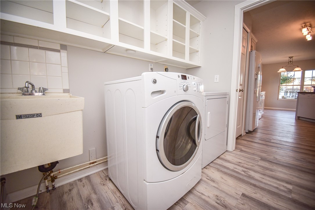 Larken Lakes - Residential