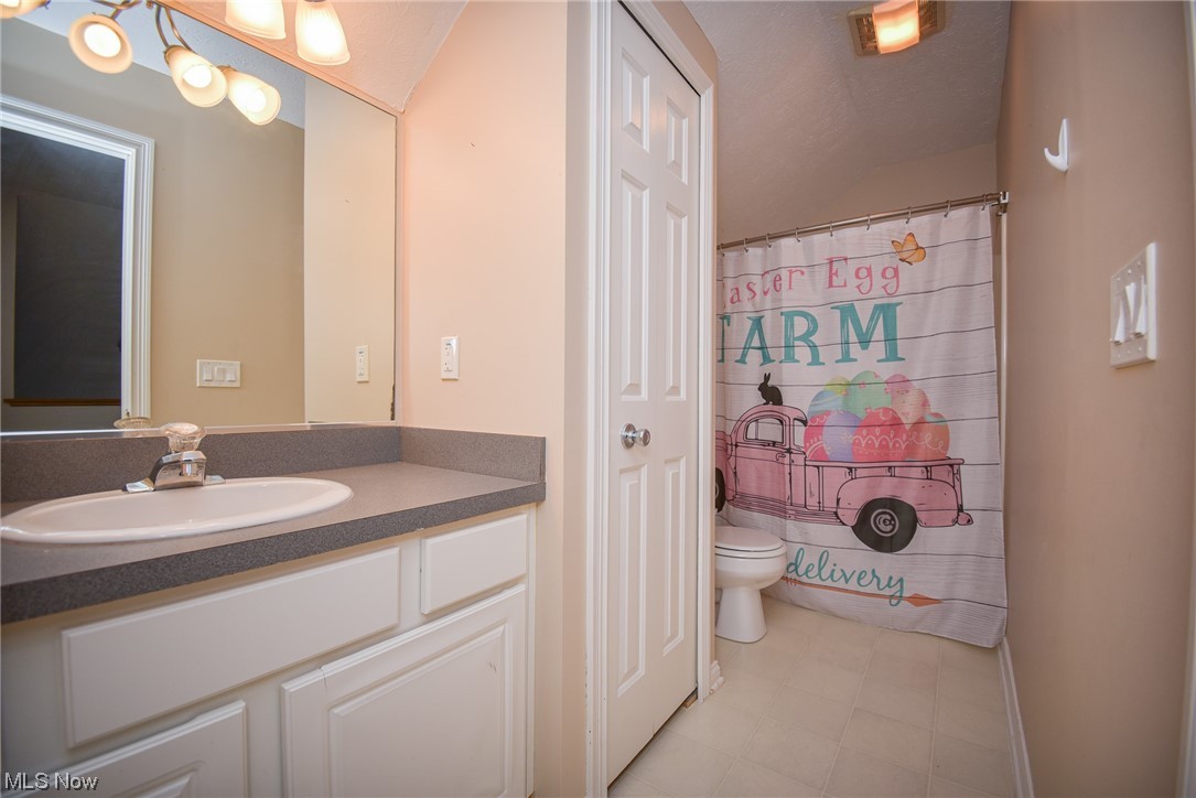 Larken Lakes - Residential