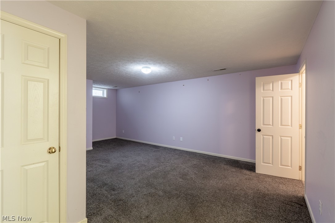 Woodbury Condo - Residential
