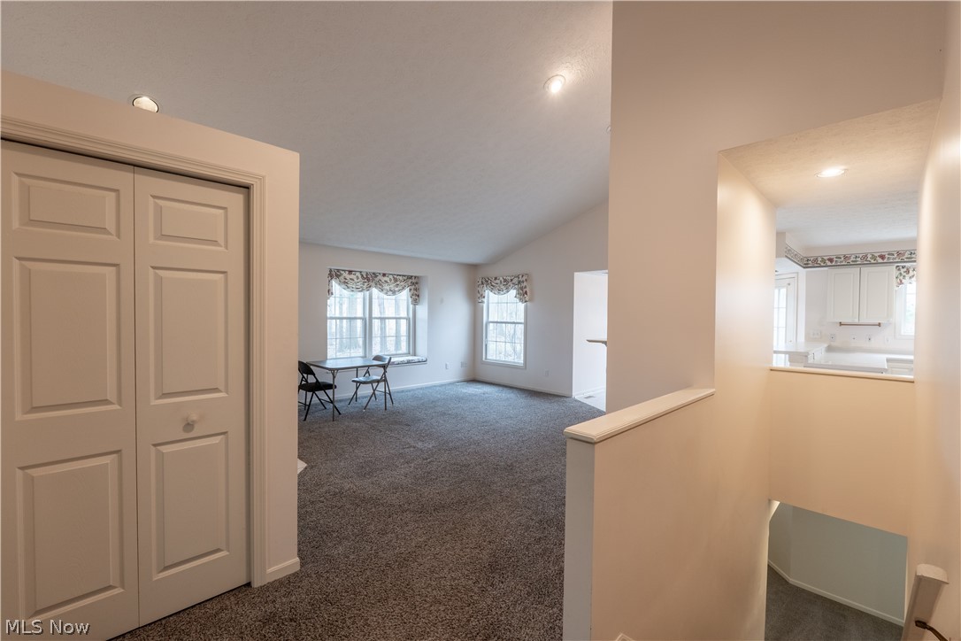 Woodbury Condo - Residential