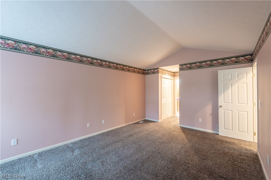 Woodbury Condo - Residential