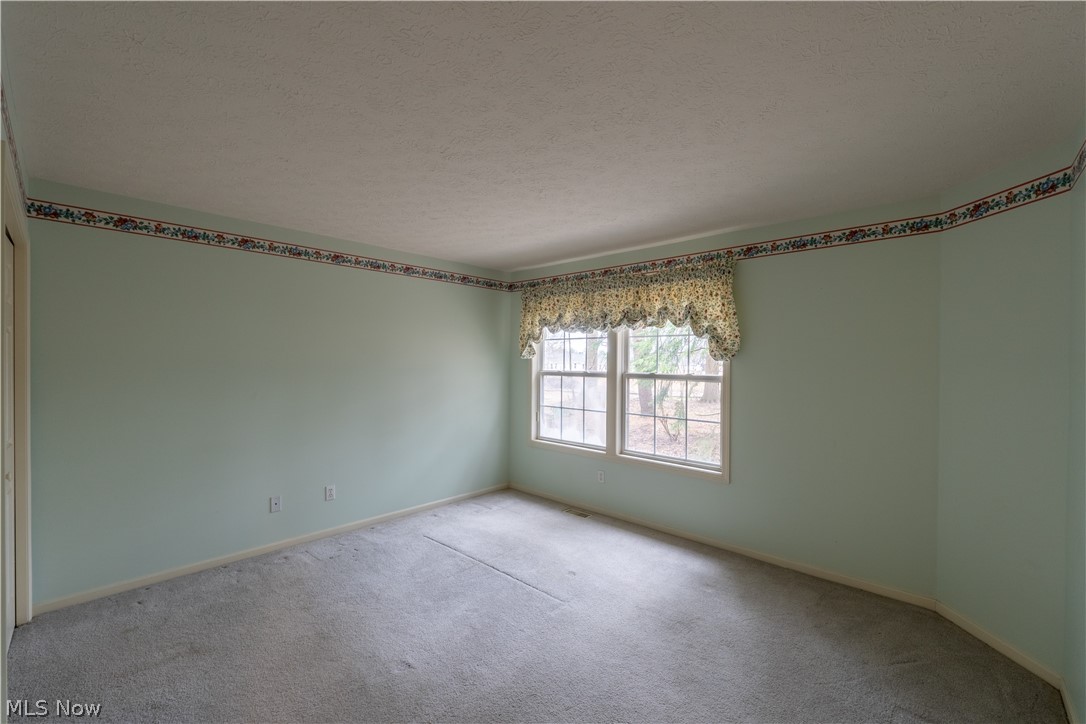 Woodbury Condo - Residential