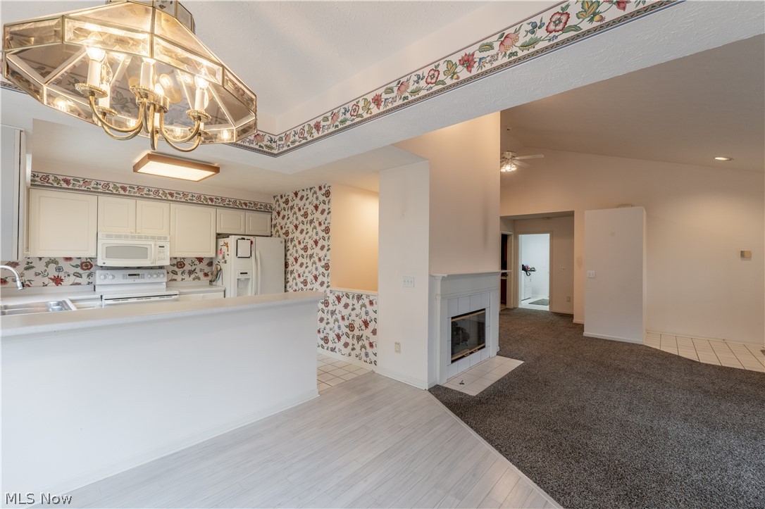 Woodbury Condo - Residential