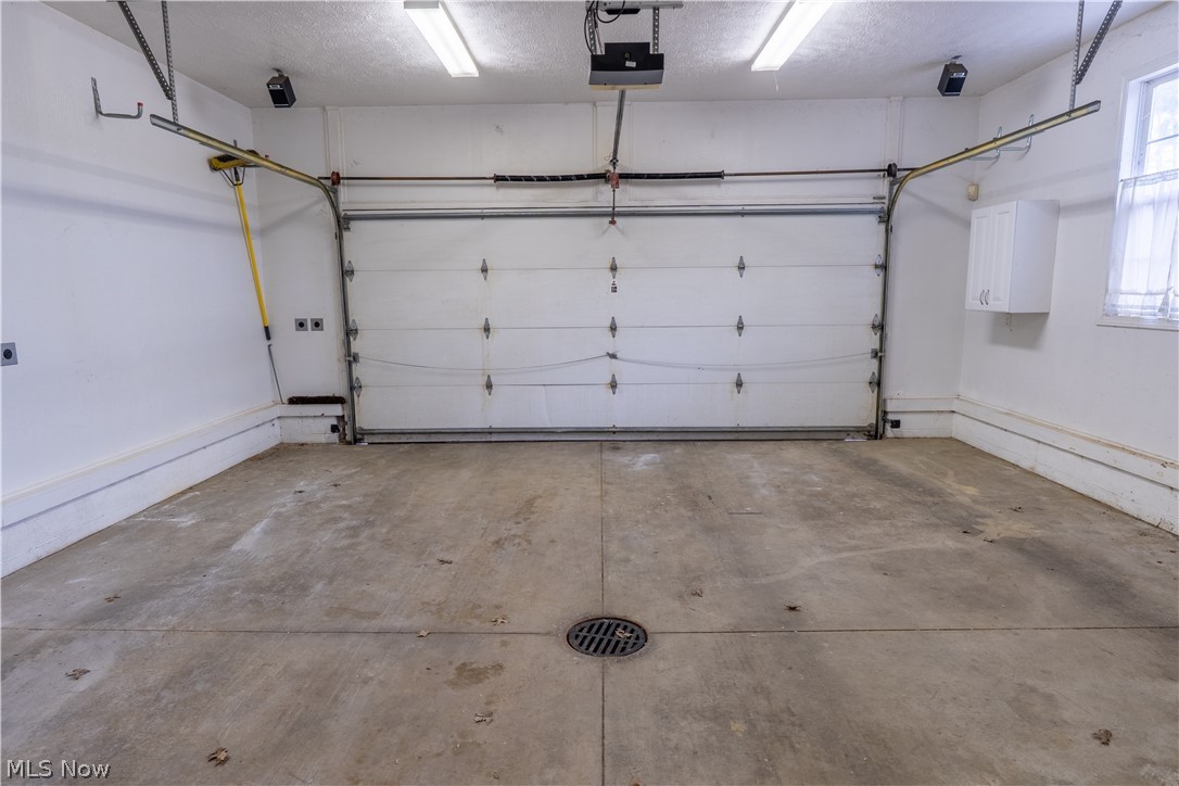 Woodbury Condo - Residential