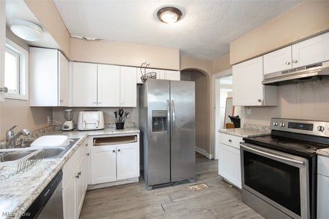Tiny photo for 970 Whitby Road, Cleveland Heights, OH 44112 (MLS # 5246507)