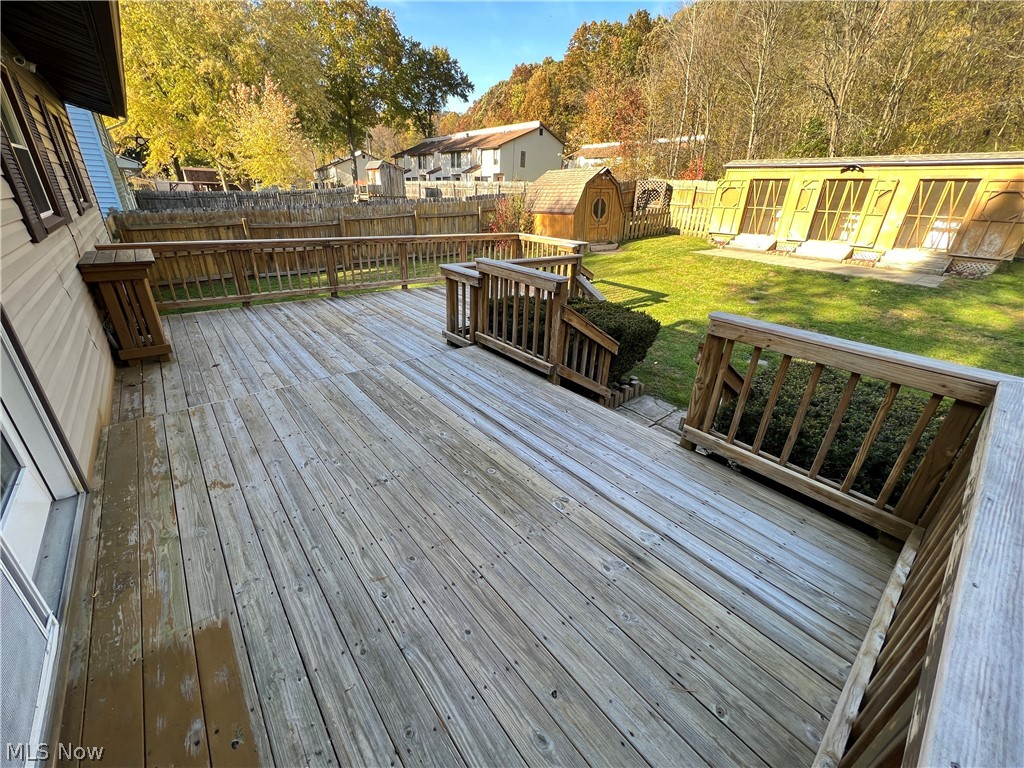 Hallmark Ests Sub #1 - Residential