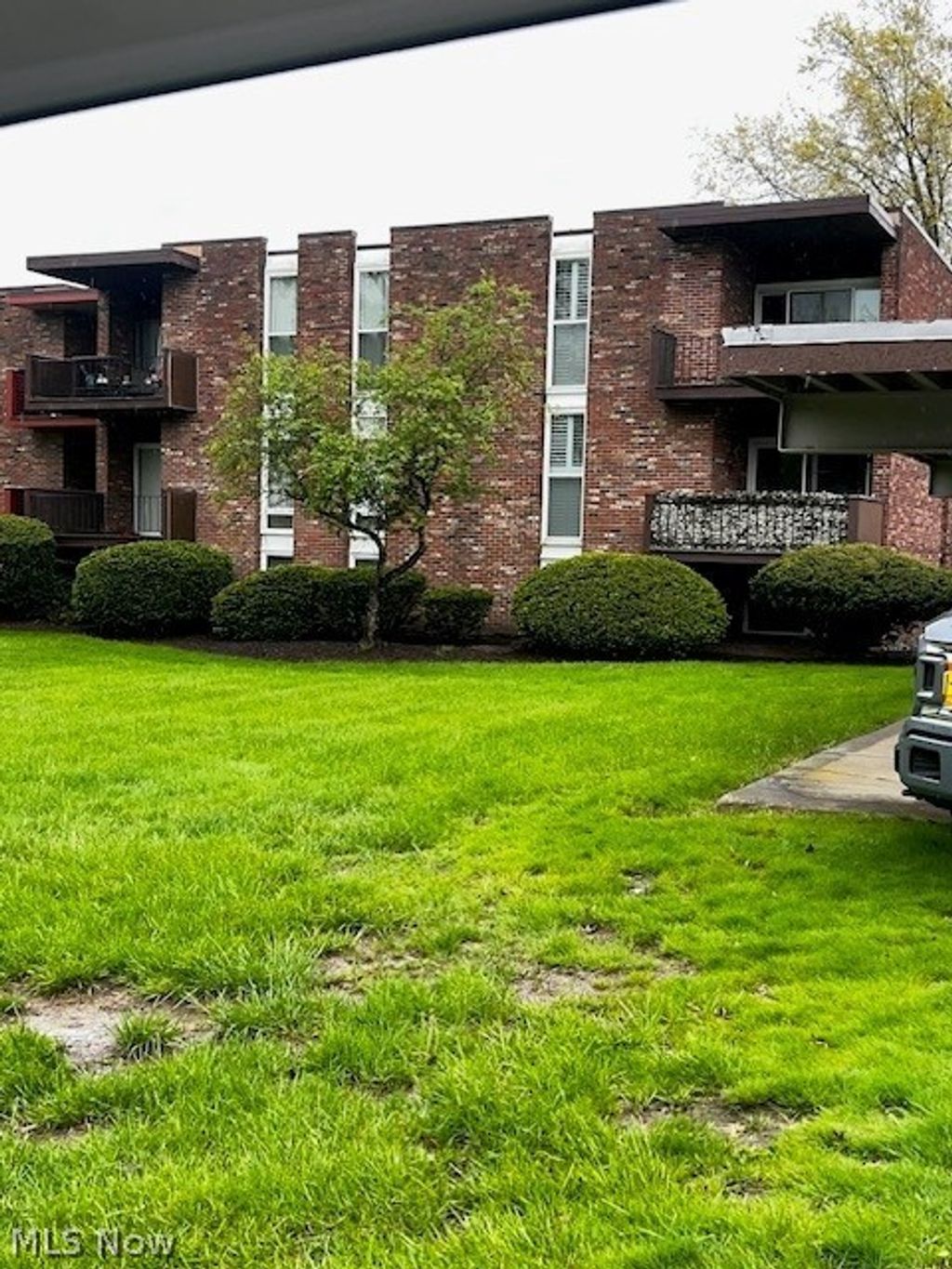 Photo of 3020 North River Road #G3, Warren, OH 44483 (MLS # 5206942)