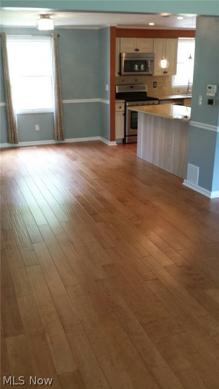 Falling Oaks - Residential