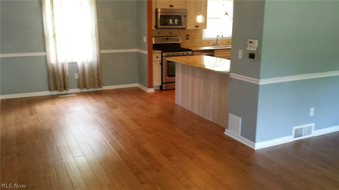 Falling Oaks - Residential