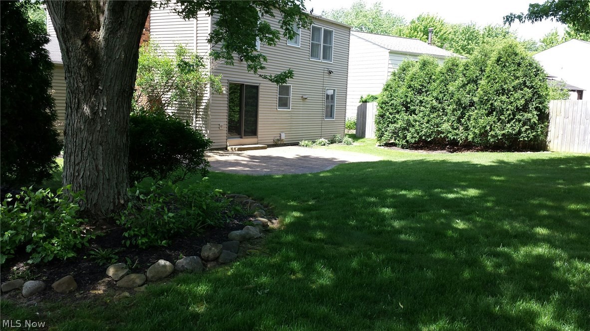 Falling Oaks - Residential