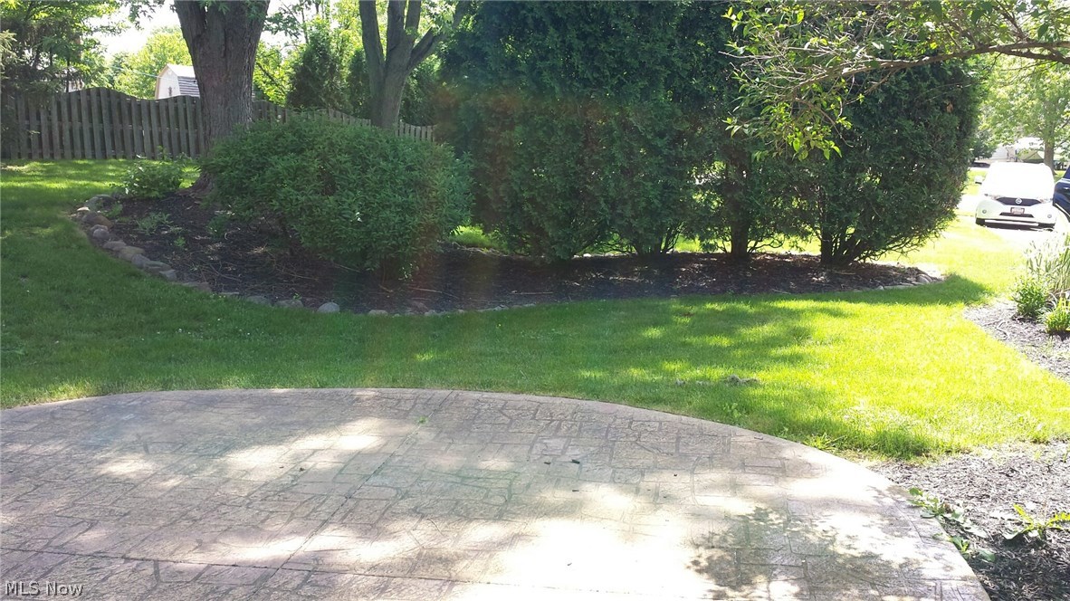 Falling Oaks - Residential