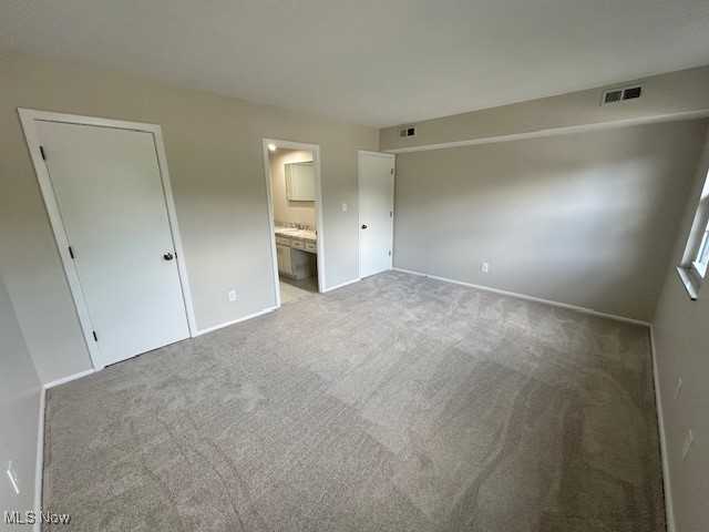 Manor House Condo - Residential