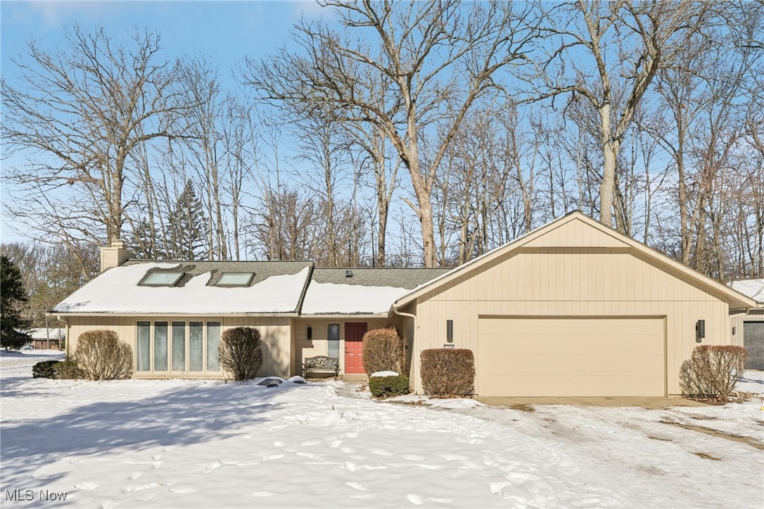 21644 Hickory Branch Trail, Strongsville, Ohio image 1