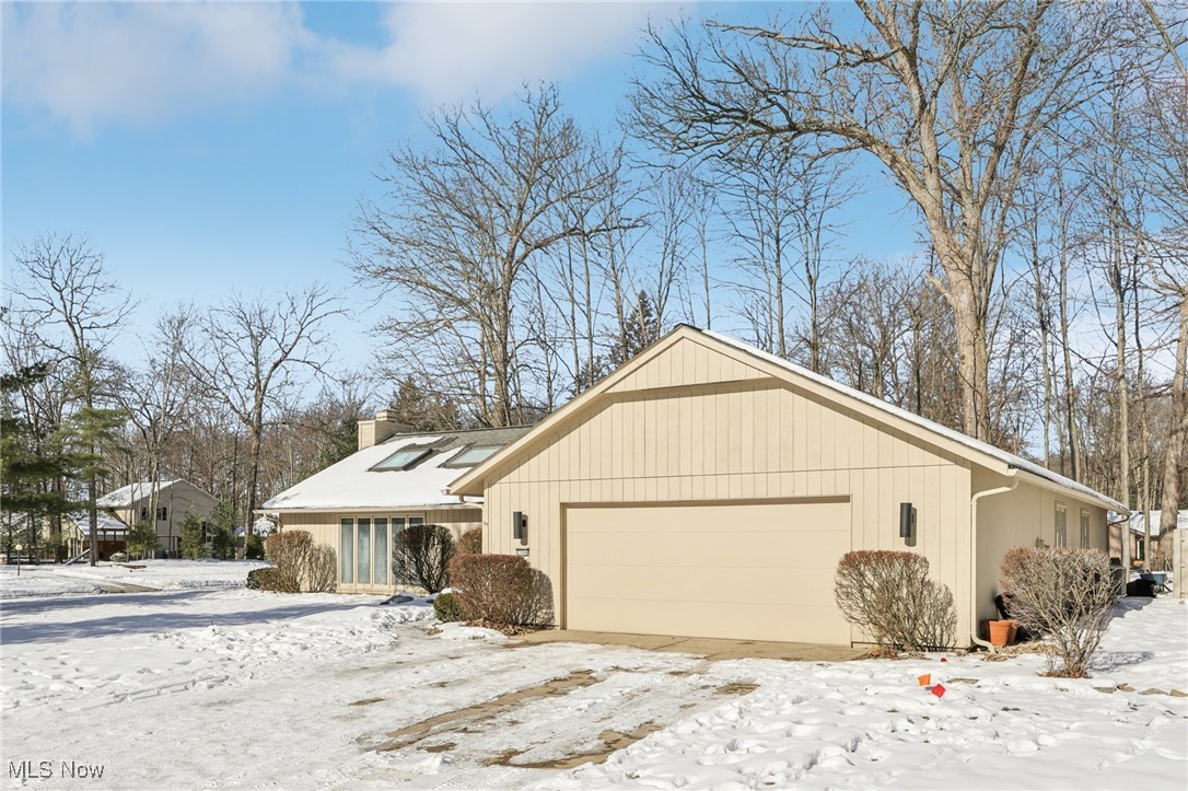 21644 Hickory Branch Trail, Strongsville, Ohio image 2