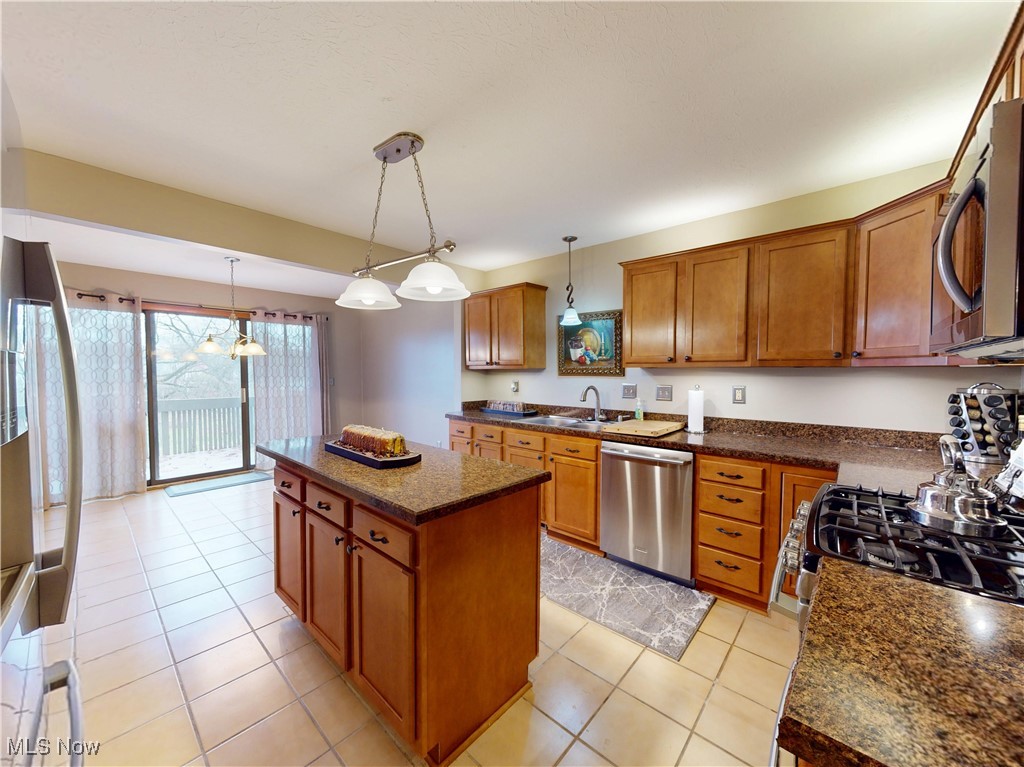 Forest Cove Condo Ph 3 - Residential