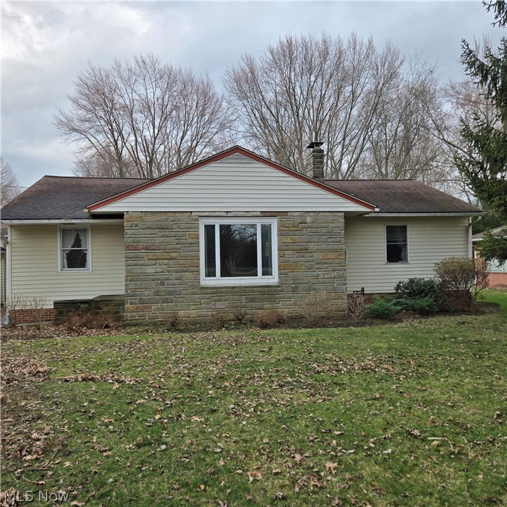 Photo of 38700 Johnnycake Ridge Road, Willoughby, OH 44094 (MLS # 5192486)