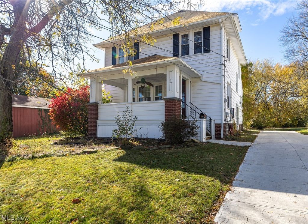 Photo of 19 Baker Street, Berea, OH 44017 (MLS # 5168457)