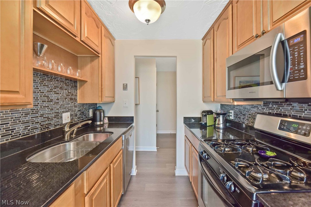 The Carlyle - Residential