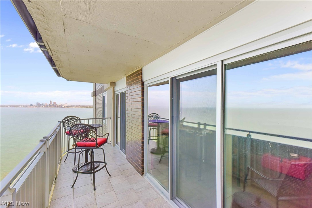 The Carlyle - Residential