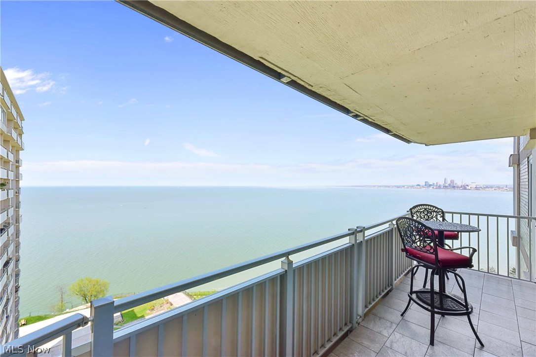 The Carlyle - Residential