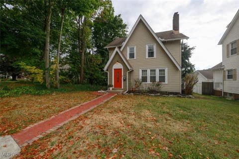 Photo for 742 Portage Street NW