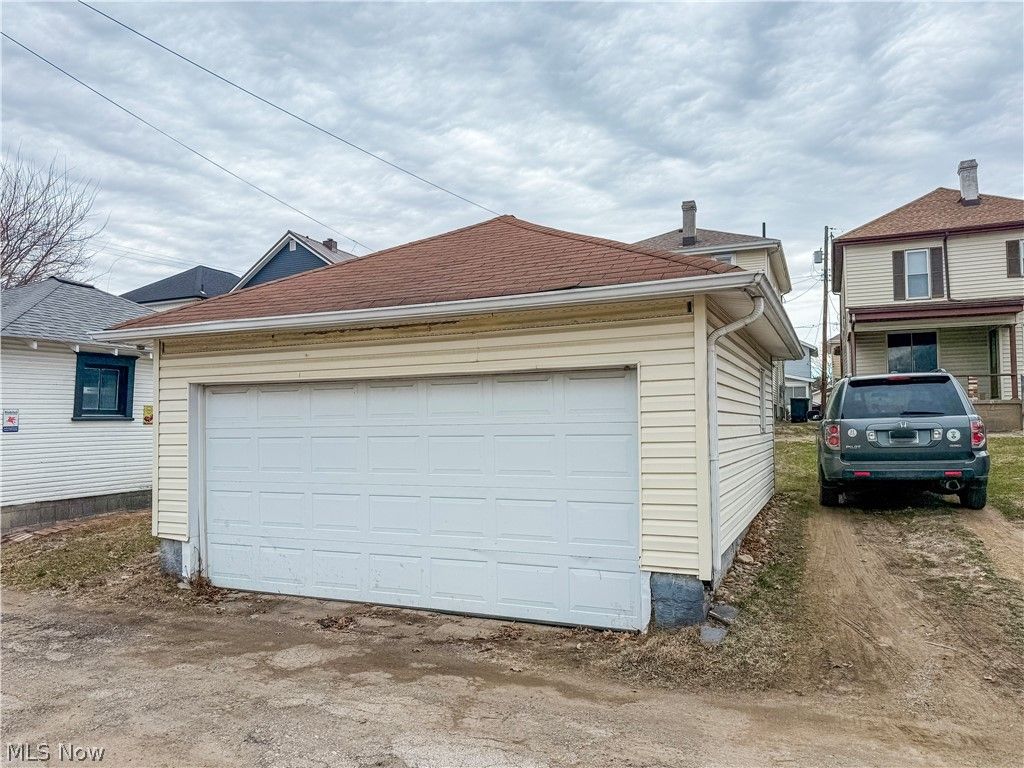 Photo of 1652 Oregon Avenue, Steubenville, OH 43952 (MLS # 5191280)