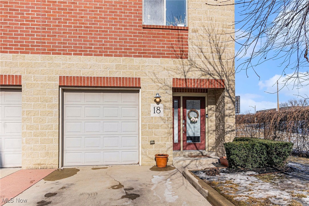 145 S Saint Clair Street, Toledo, Ohio image 2