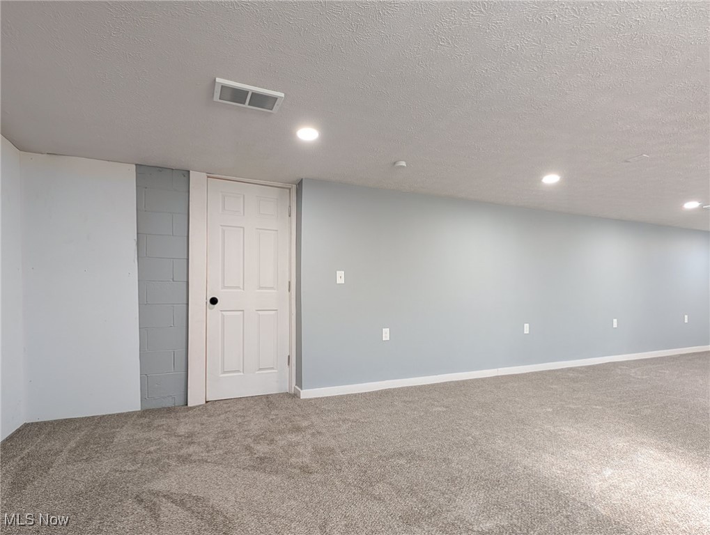 695 Woodland Avenue, Wadsworth, Ohio image 33