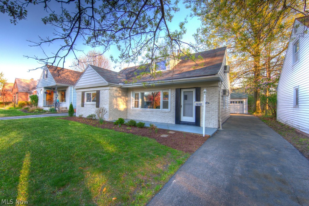 Cedar Center - Residential