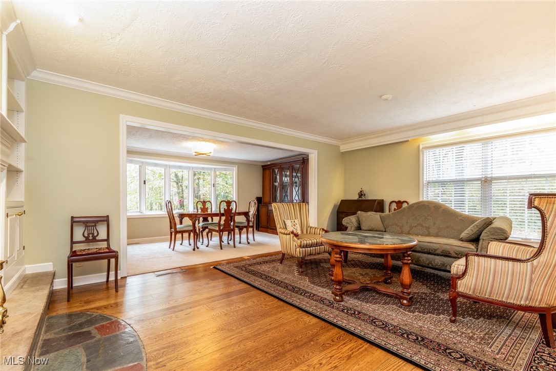 Moreland Hills - Residential