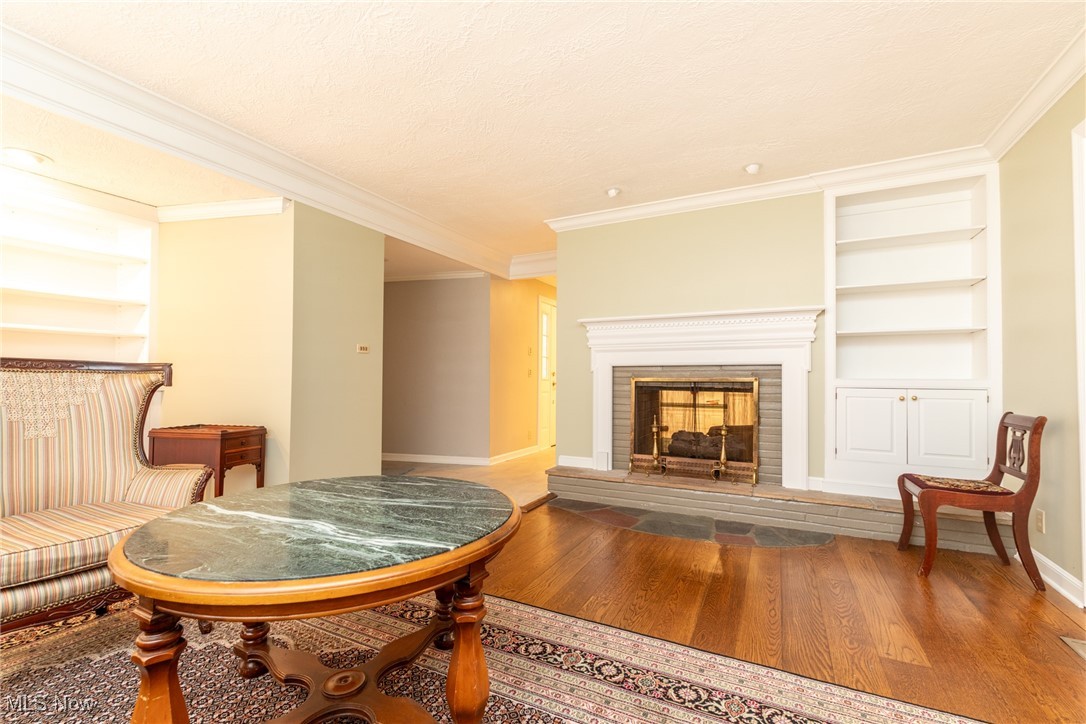 Moreland Hills - Residential