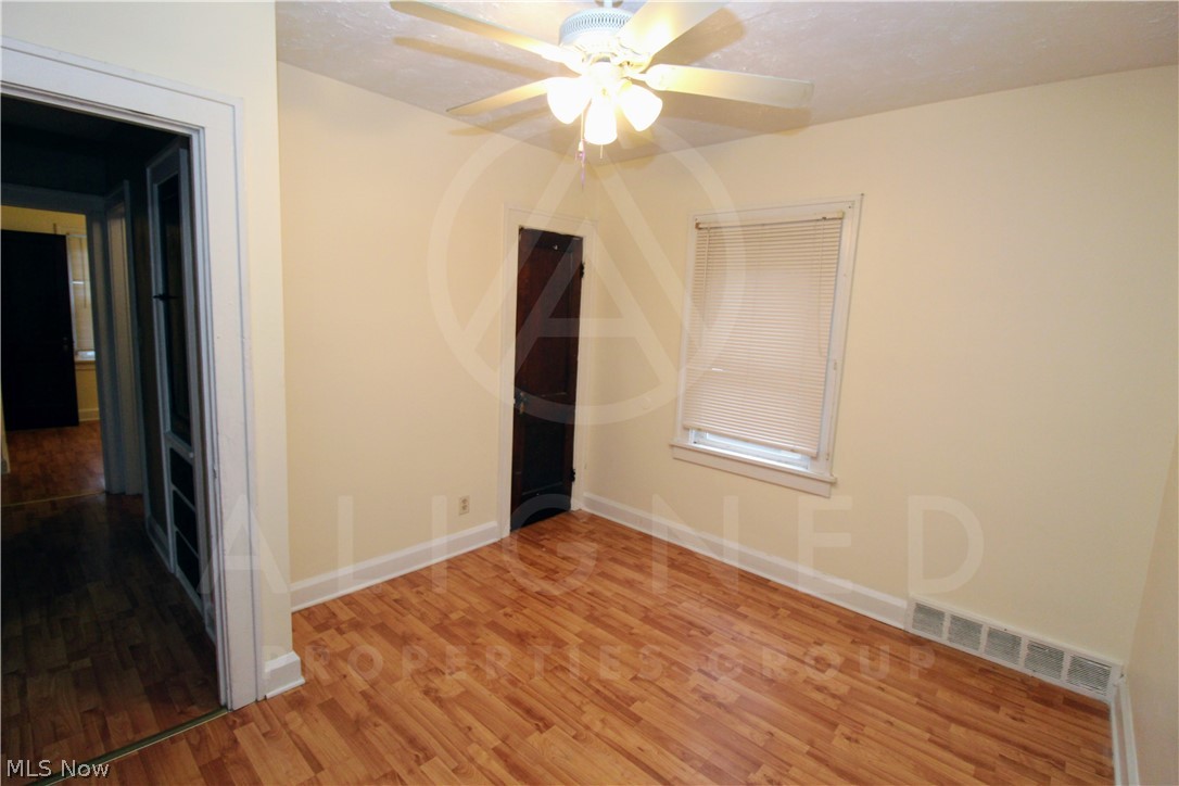 Denison Realty Cos Glenbrook - Residential Lease