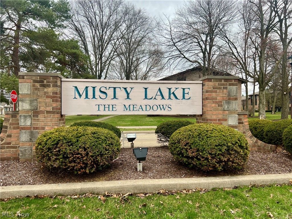 Photo of 16480 W Heather Lane #304, Middleburg Heights, OH 44130 (MLS # 5192029)