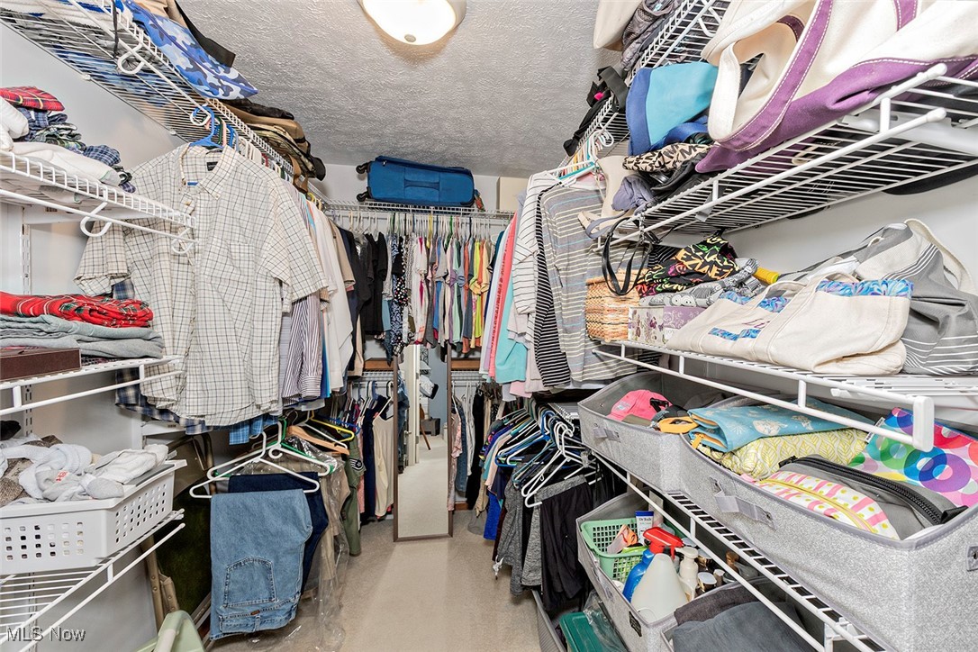 Mentor, Ohio 44060, United States, 4 Bedrooms Bedrooms, ,3 BathroomsBathrooms,Residential,Active,217813