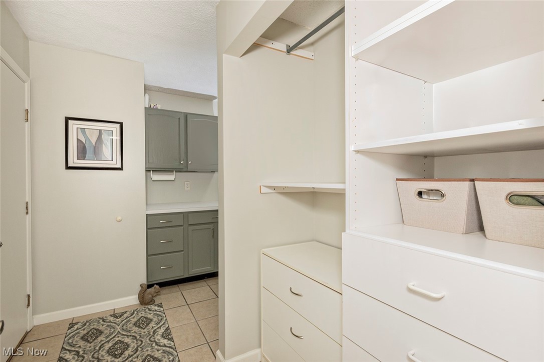 Mentor, Ohio 44060, United States, 4 Bedrooms Bedrooms, ,3 BathroomsBathrooms,Residential,Active,217813