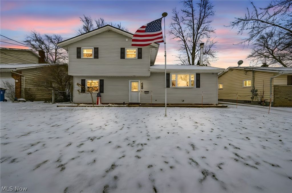 Photo of 7416 Larkspur Drive, Mentor on the Lake, OH 44060 (MLS # 5188657)